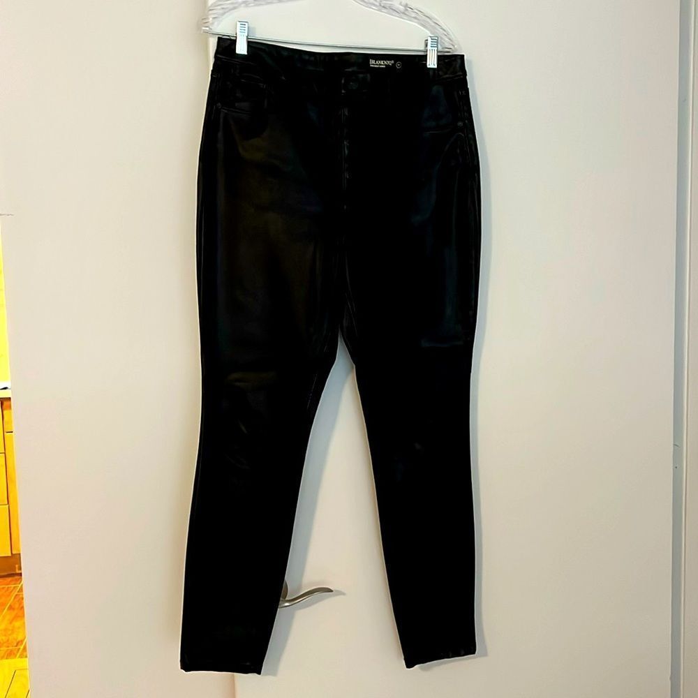 Blank NYC Great Jones Faux Leather Pants Size 31